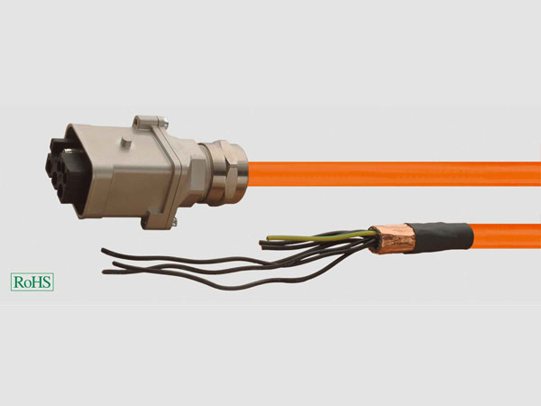 Pre-assembled servo motor cables for fixed laying